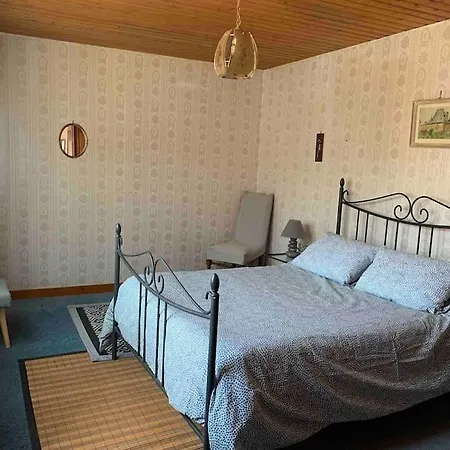 Holiday home Agreable Ancienne Maison De Le Chateau-d'Oleron